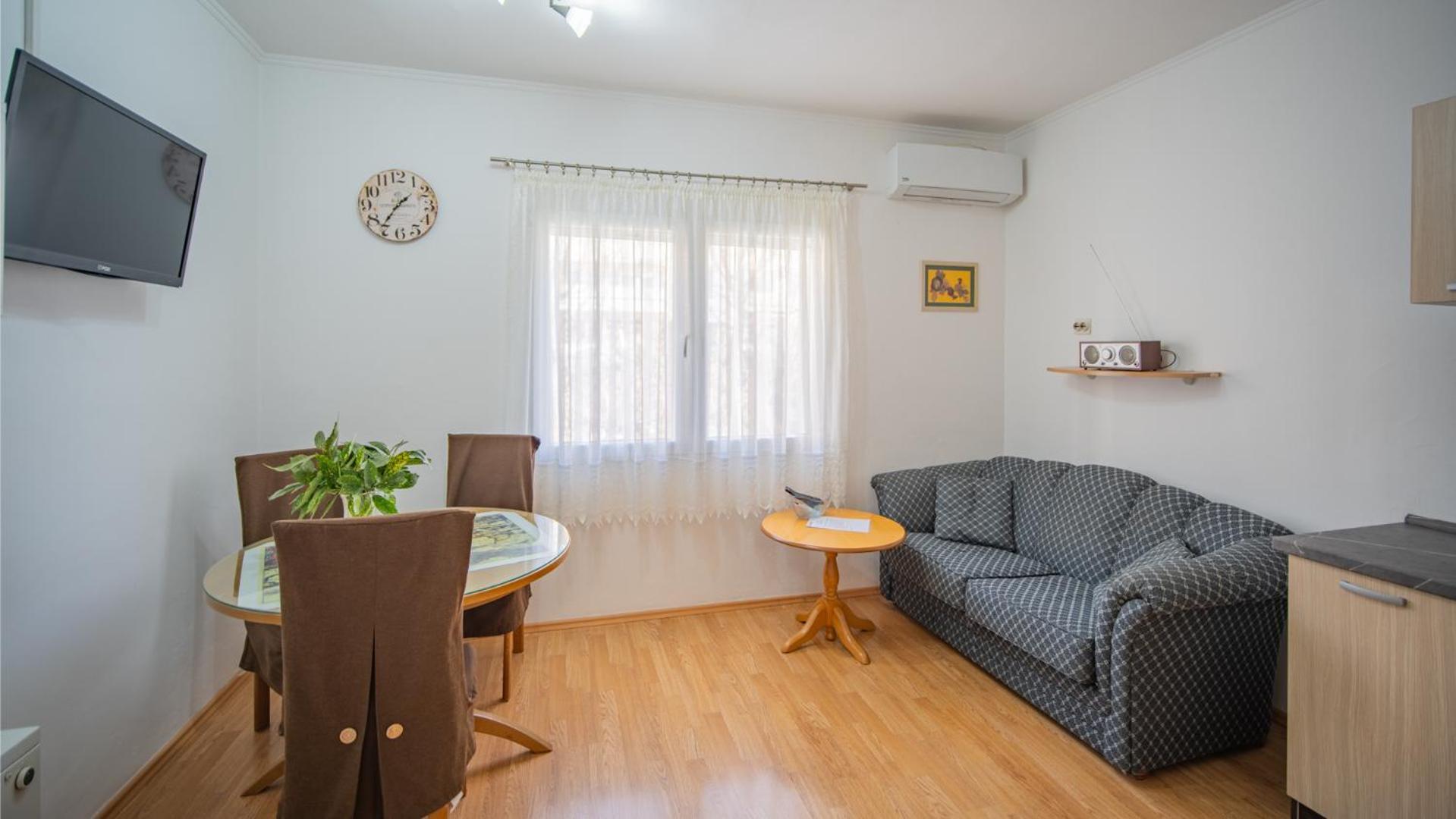 Apartmani Ana Teodo Esterno foto
